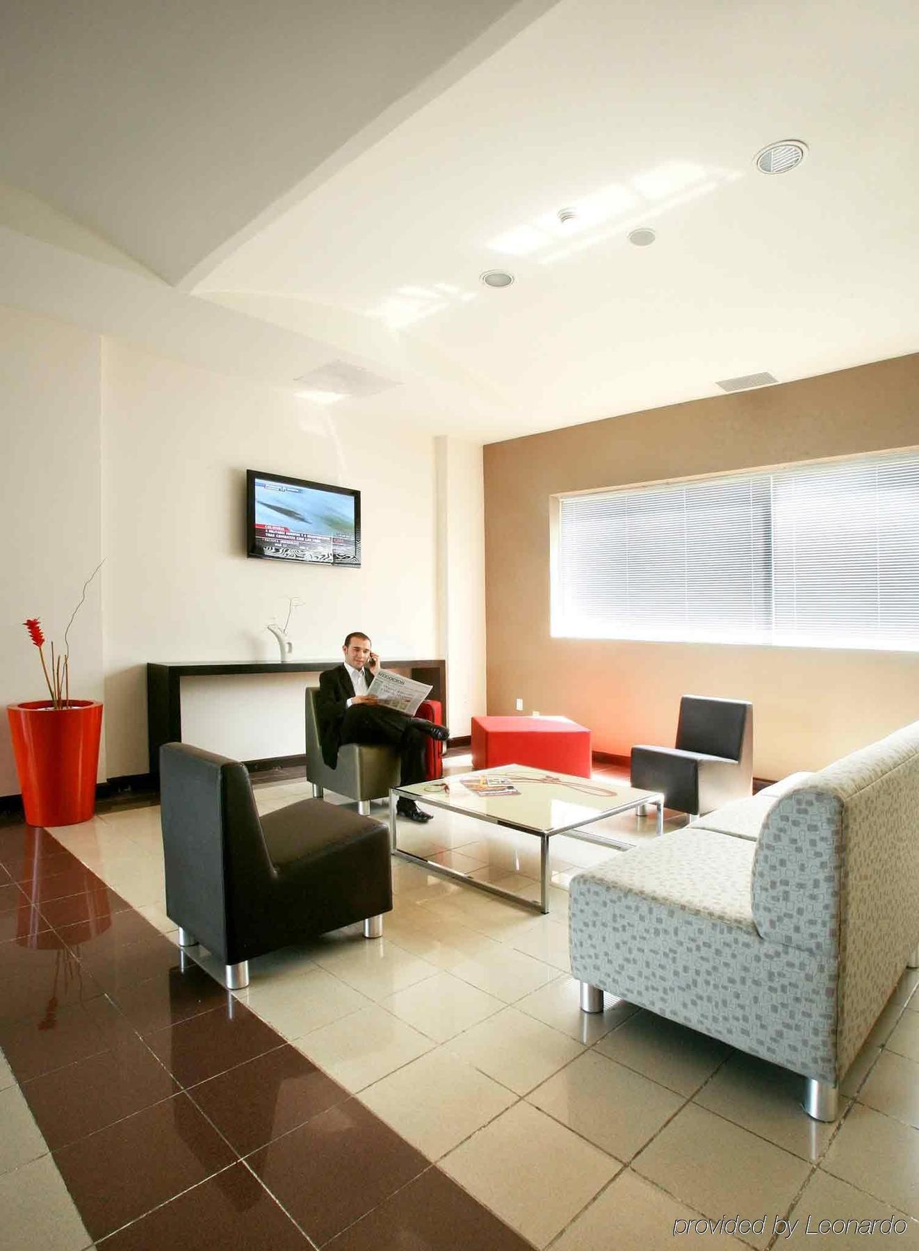 Ibis Monterrey Valle San Pedro Garza Garcia Exterior foto