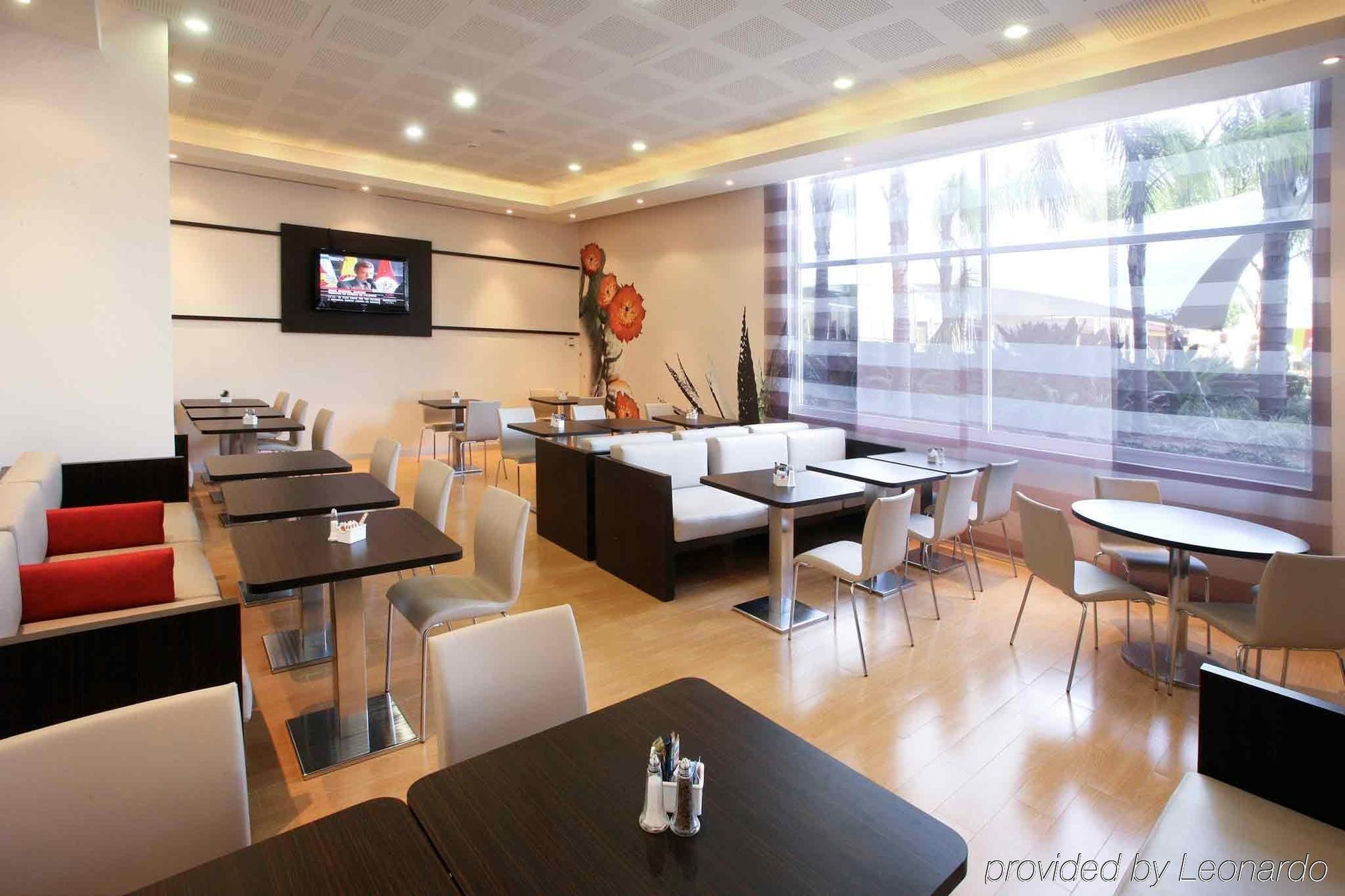 Ibis Monterrey Valle San Pedro Garza Garcia Exterior foto